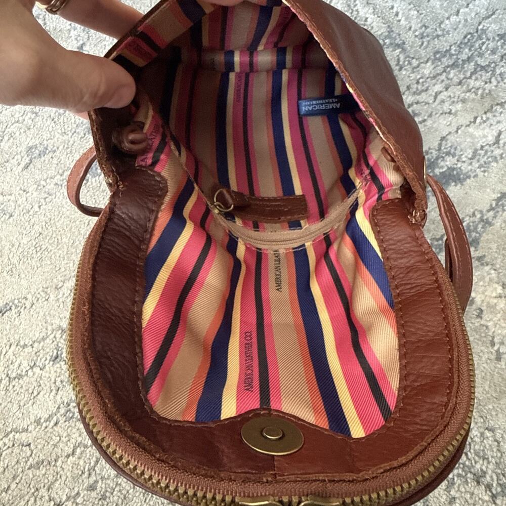 American Leather Co. Hampton Zip Around Crossbody Oxblood Red F - Picture 7 of 10